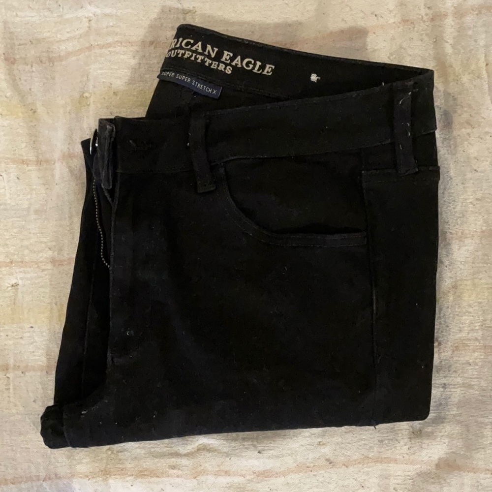AE black “Super Super Stretch” skinny jegging
